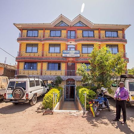 Grande Hotel Isiolo Exterior photo