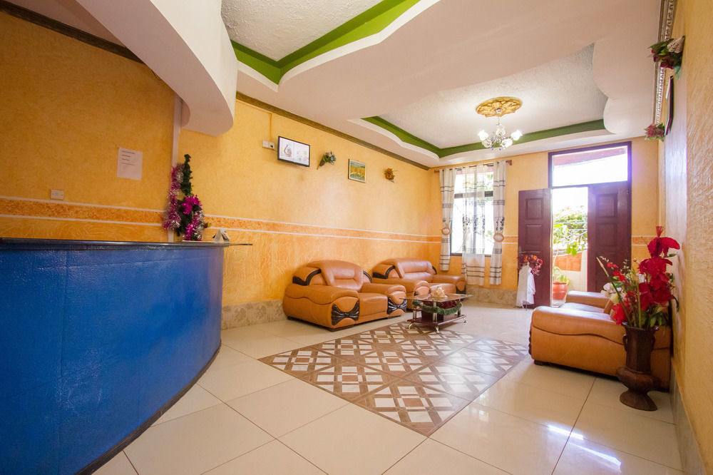 Grande Hotel Isiolo Exterior photo